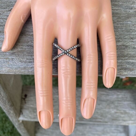 NWOT New Lisa Freede Gunmetal Micro-Pave Cubic Zirconia X-Shape Ring 8 - Picture 2 of 6